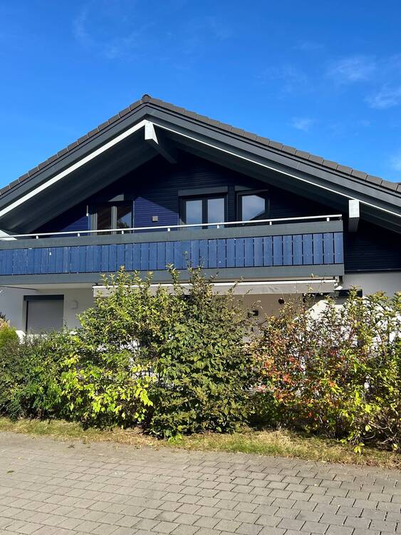 Thumbnail-moderner, großzügiger Wohn(t)raum in ruhiger Lage