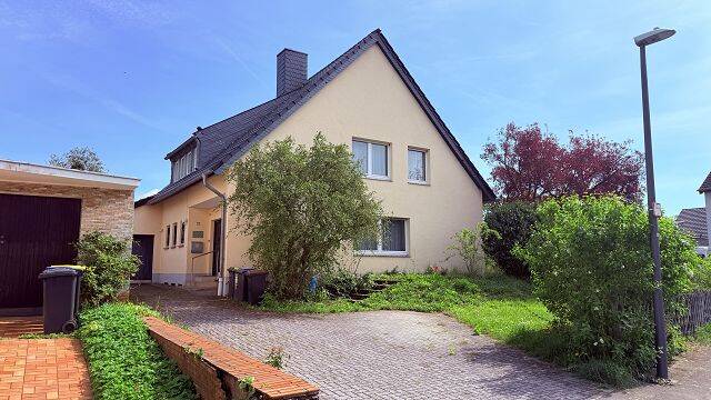 Thumbnail-Solides Einfamilienhaus in Ruhiger Lage