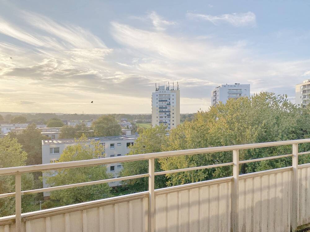 Thumbnail-Gelegenheit! 2 Zimmer-Etagenwohnung mit großer, weiterer Fläche in Buxtehude zu kaufen