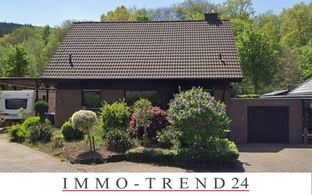 Thumbnail-+++ Potential entfalten: Freistehendes Einfamilienhaus mit großem Garten & viel Platz in Gemünd +++