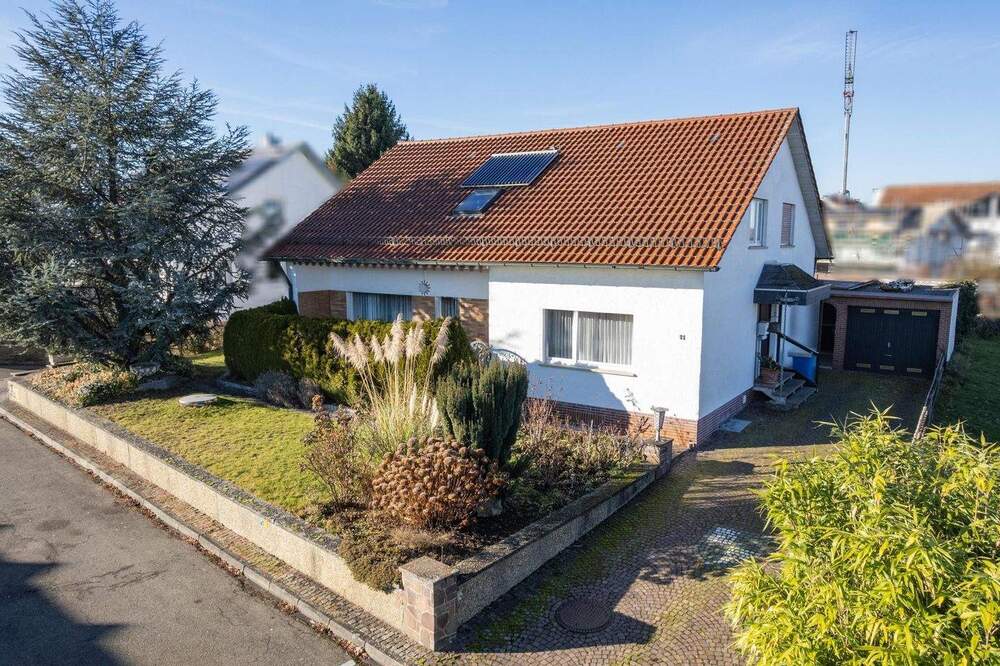 Thumbnail-Gepflegtes Einfamilienhaus mit großem Garten