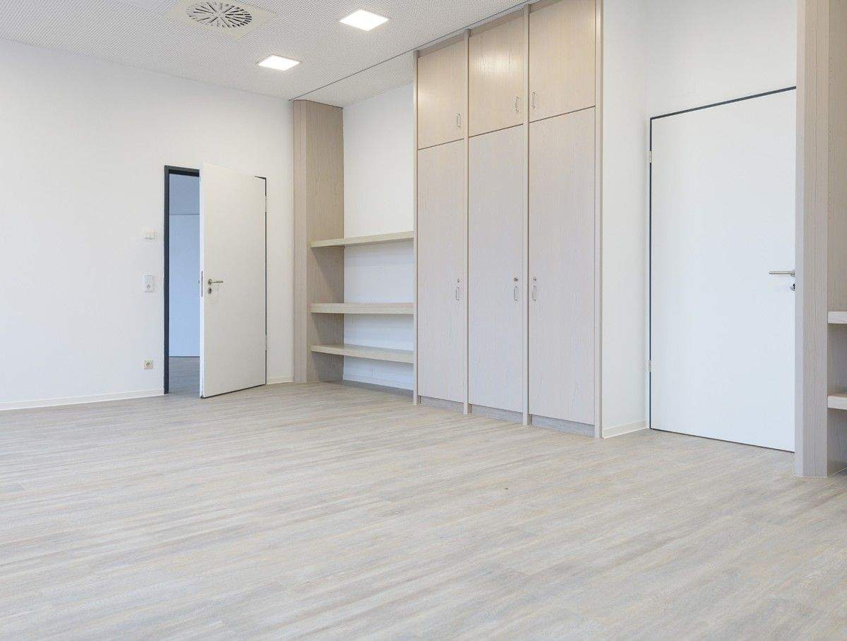 Thumbnail-BÜROFLÄCHE IN NÜRNBERG - ERSTBEZUG MIT TEEKÜCHE & LICHTDURCHFLUTET!*