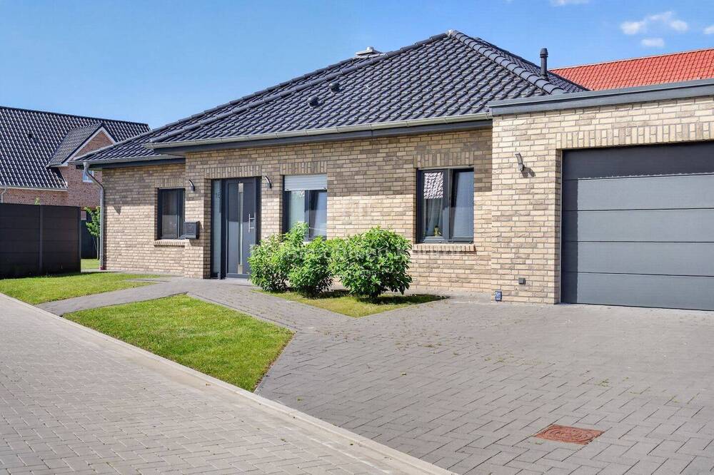 Thumbnail-Top gepfl. Bungalow mit gr. Garage & Terrasse in ruhiger, bevorz. Wohnlage