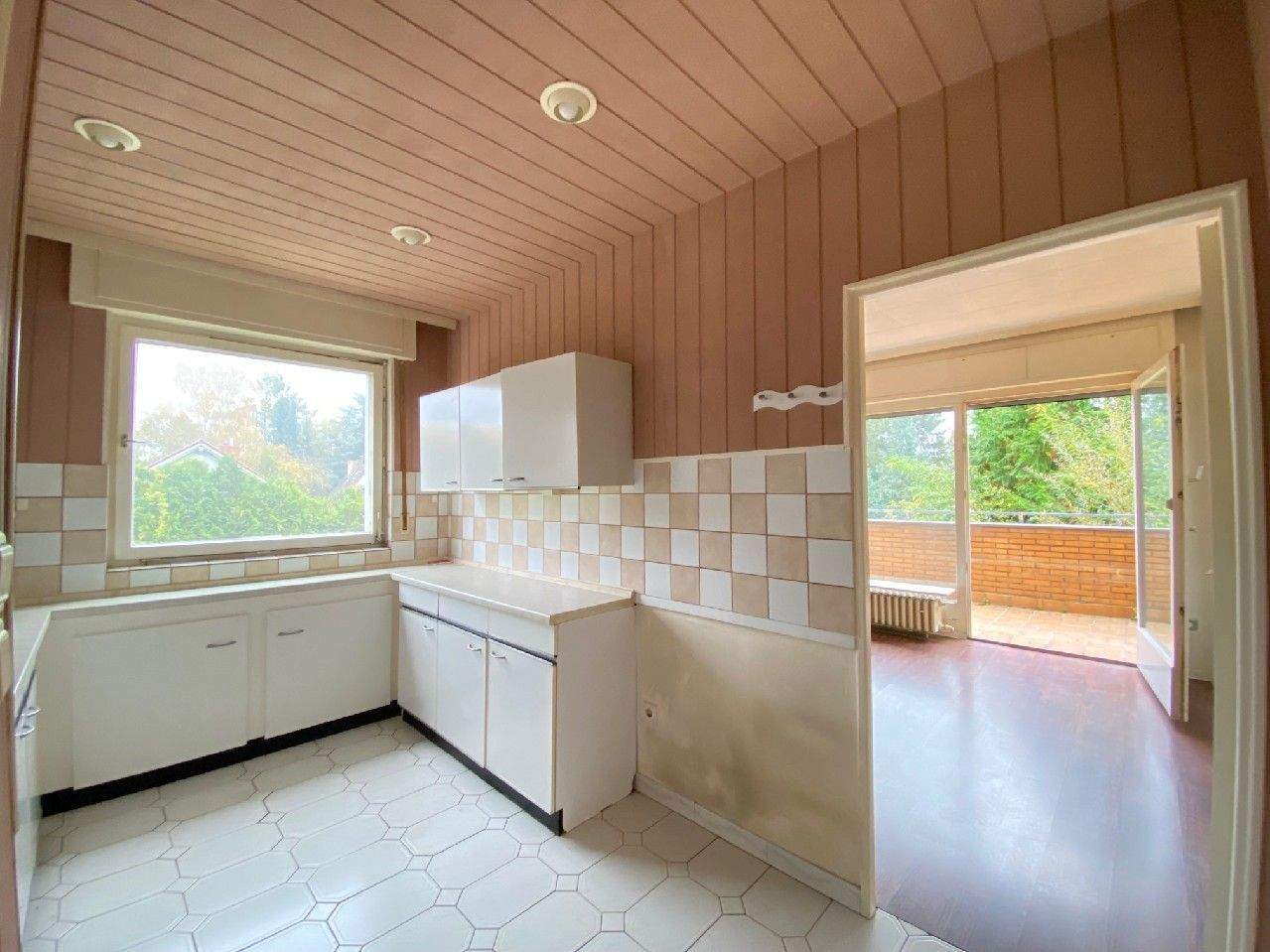 Thumbnail-Wohnen im Grünen! Lichtdurchflutete Wohnung mit Balkon. Garten- und Garagenoption!
