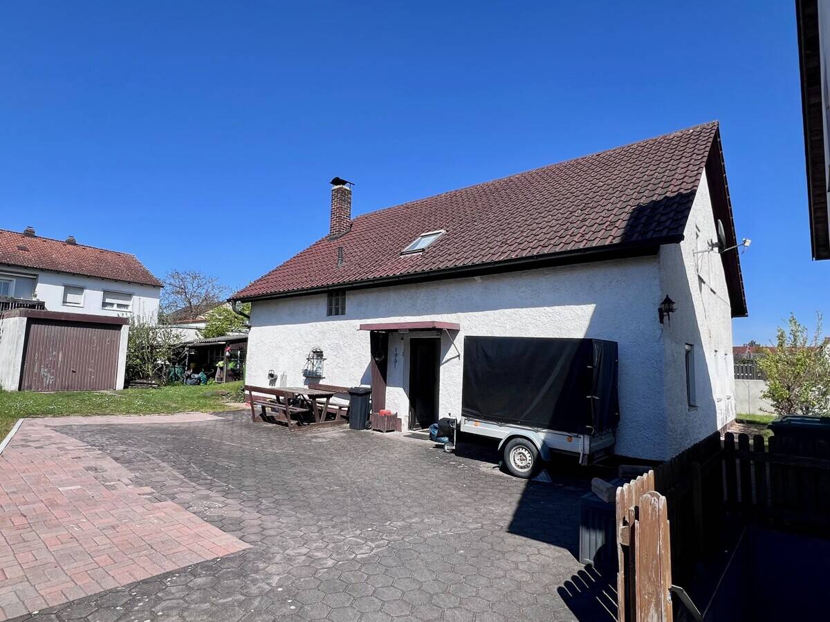 Thumbnail-Einfamilienhaus für Handwerker!