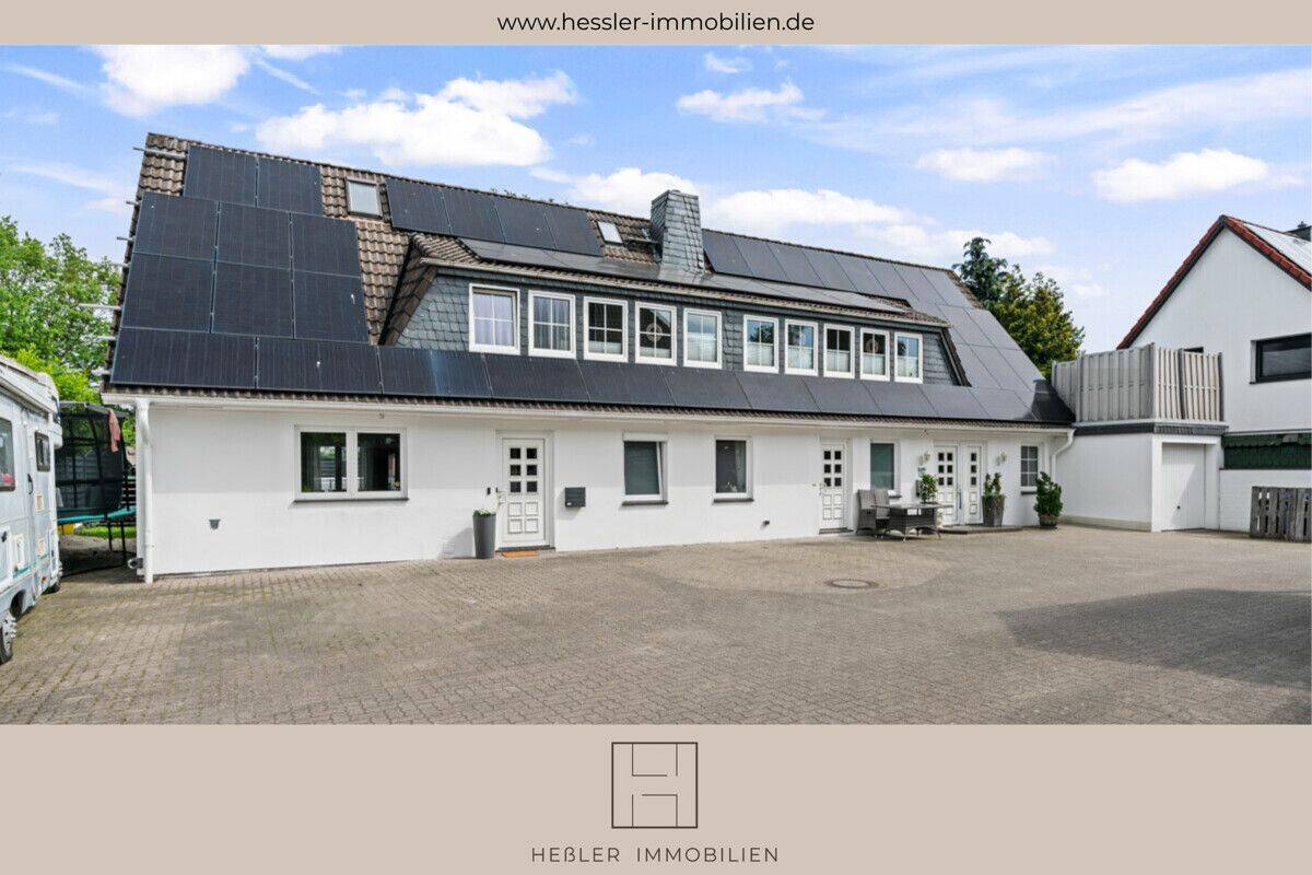 Thumbnail-Oyten | Modernisiertes Zwei- bzw. Dreifamilienhaus in gut angebundener Lage