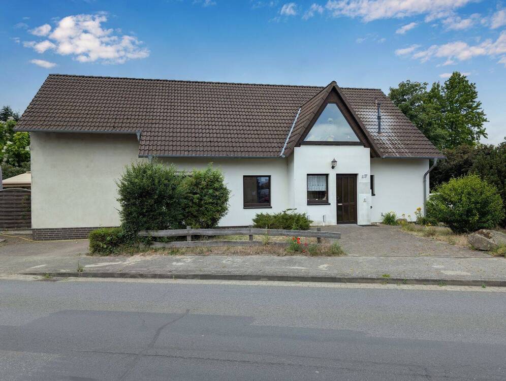 Thumbnail-Investieren, leben, vermieten - Ihr neues Wohn- und Geschäftshaus in Leiferde! (MA-1020-55)