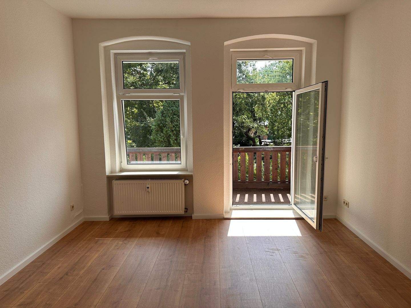 Thumbnail-Schön geschnittene 3 Zimmerwohnung mit großen Balkon in Görlitzer Südstadt
