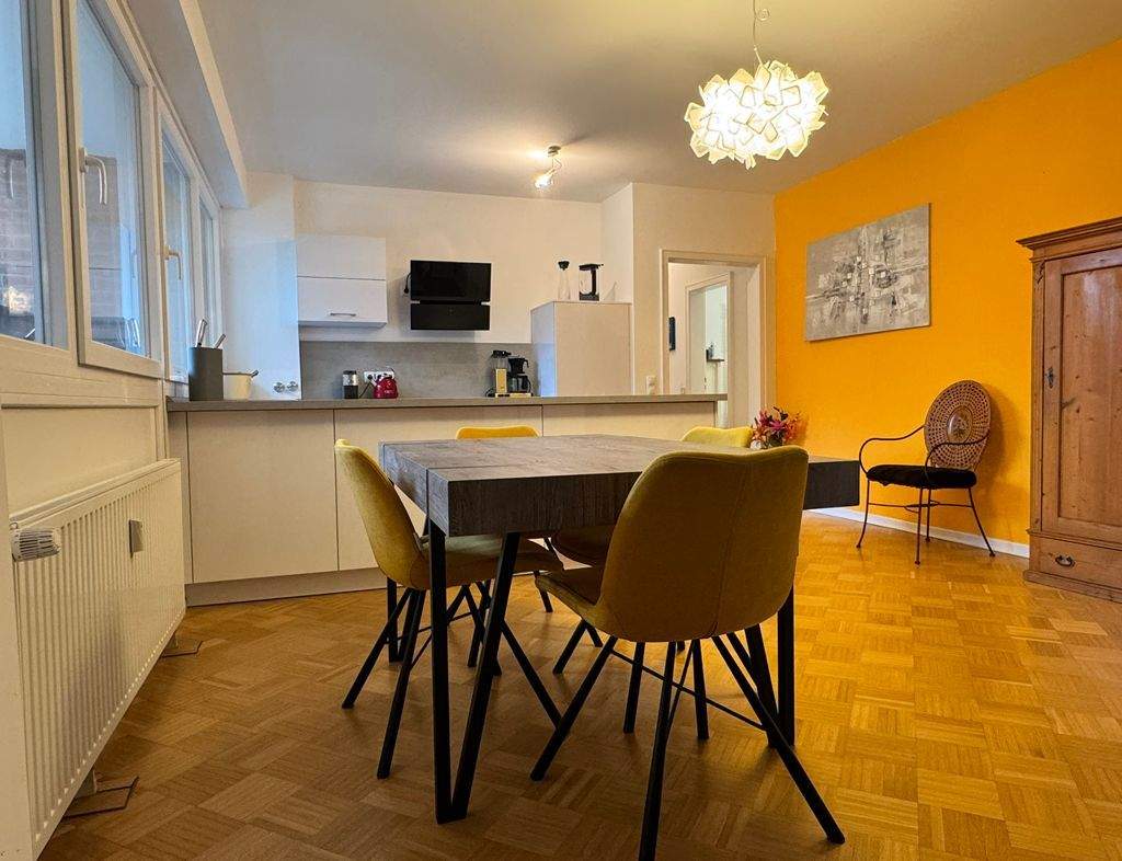 Thumbnail-NEUER PREIS: 3 Zimmer, 96m², barrierearm im grünen Poppenbüttel, saniert zum Einzug bereit