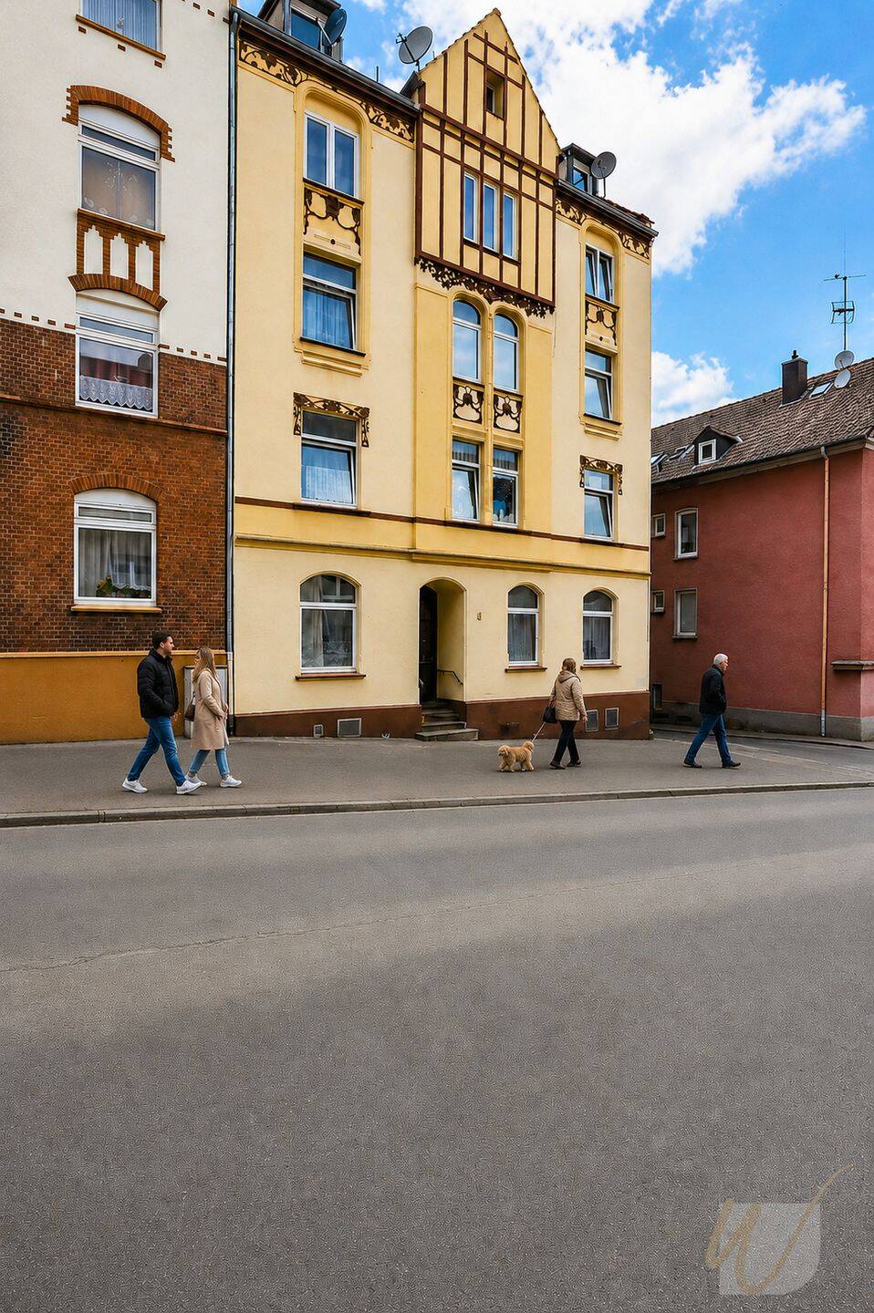 Thumbnail-131 m² mit Balkon & Dachausbau-Potenzial - 4-Zimmer-Wohnung und Stellplatz-Provisionsfrei