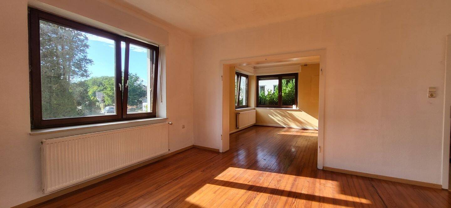 Thumbnail-ZWEI HÄUSER MIT DOPPELGARAGE UND GARTEN IN RUHIGER GUTER WOHNLAGE VON REIMSBACH