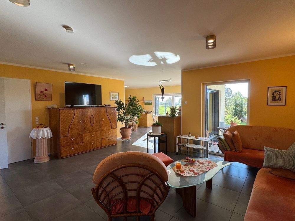 Thumbnail-Modernes Design trifft hochwertige Ausstattung - Bungalow mit Garage