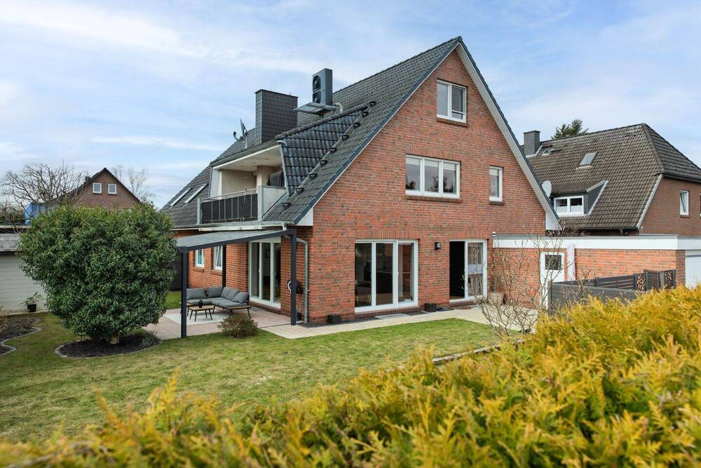 Thumbnail-Familientraum! Wohnung mit Haus Charakter großem Garten und vielen Extras