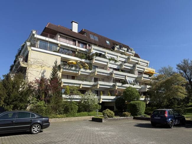 Thumbnail-Sonnige Wohnung mit Balkon und Wintergarten