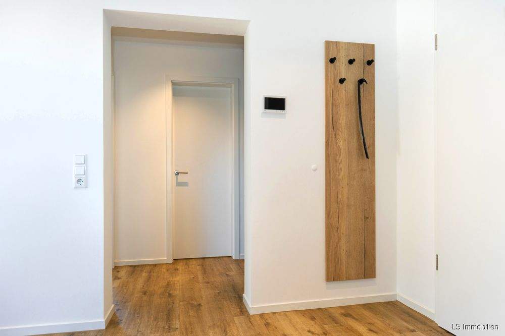 Thumbnail-Drei Zimmer Erdgeschosswohnung in idyllischer Lage