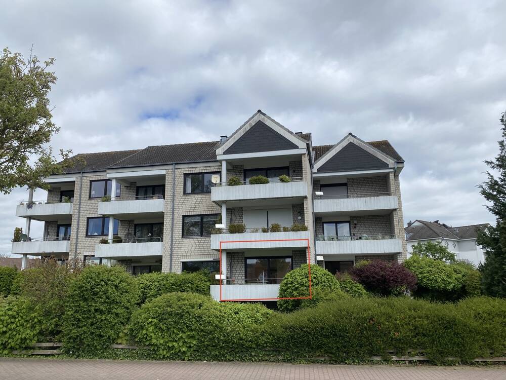 Wohnung im Hochparterre