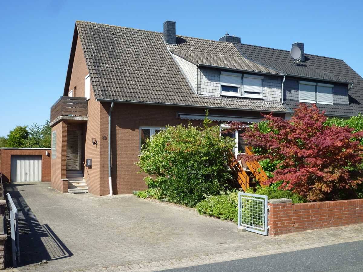 Thumbnail-Doppelhaushälfte in ruhiger Lage