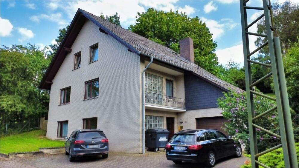 Thumbnail-Ehemaliges Wohn- und Geschäftshaus am Feldrand + Baugrundstück