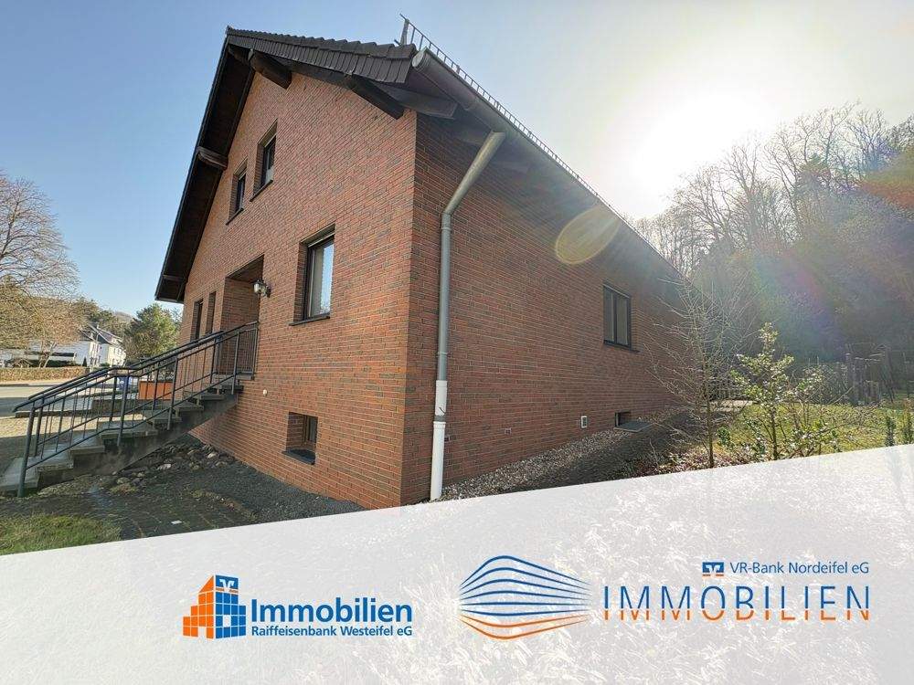 Thumbnail-Freistehendes Einfamilienhaus - Zentrale Lage von Gemünd - Viel Platz mit Potenzial zum Ausbau