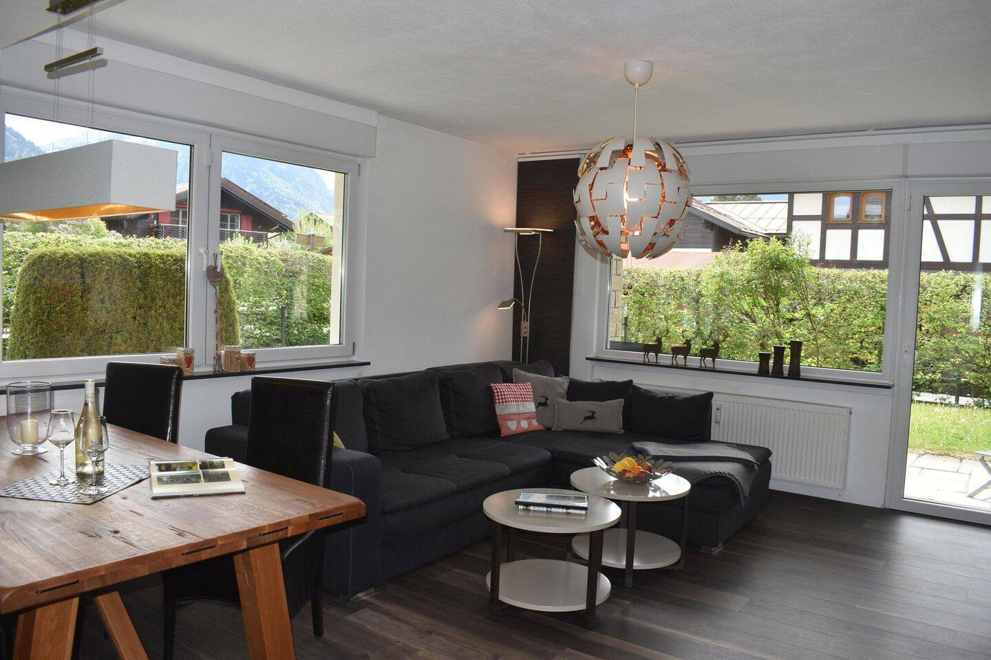 Thumbnail-Einmalige Gelegenheit, kernsanierte Ferienwohnung mit großer Terrasse und erstklassigem Bergblick!!