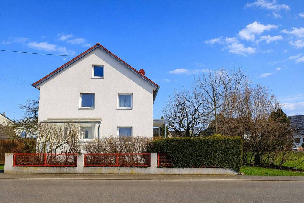 Thumbnail-Charmantes Zweifamilienhaus in begehrter Lage von Neu Ulm Burlafingen