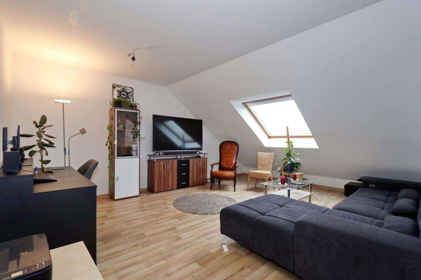 Thumbnail-Gepflegte ETW mit großer Dachloggia im Süden