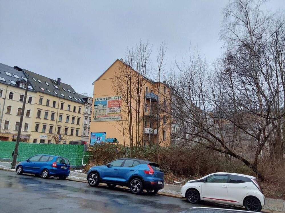 Thumbnail-zentral gelegenes Wohngrundstück in Chemnitz zu verkaufen.
