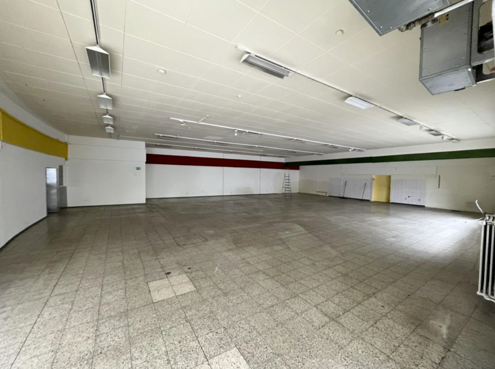 Thumbnail-Lagerfläche in ehemaligem Supermarktgebäude ca. 300m2