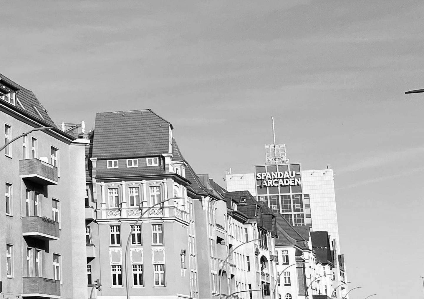 Thumbnail-Wohn - und Geschäftshaus Spandau 1A Toplage !