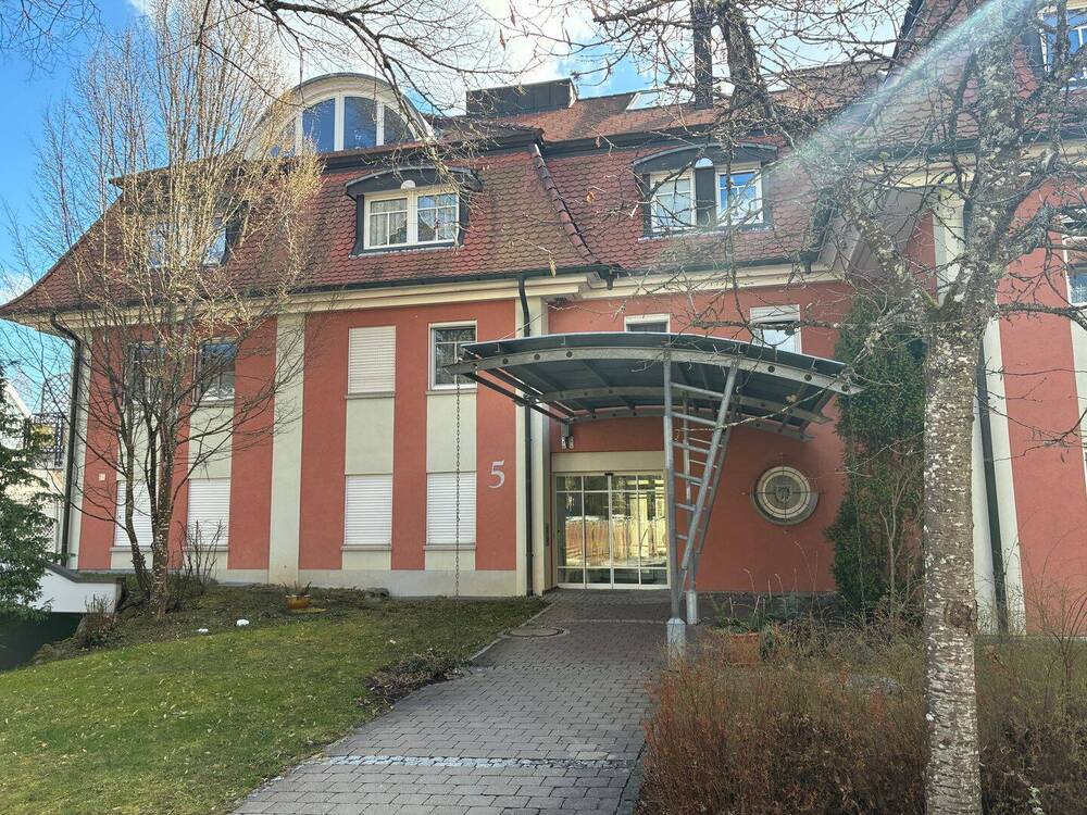 Thumbnail-Großzügige 3 Zimmerwohnung in Königsfeld
