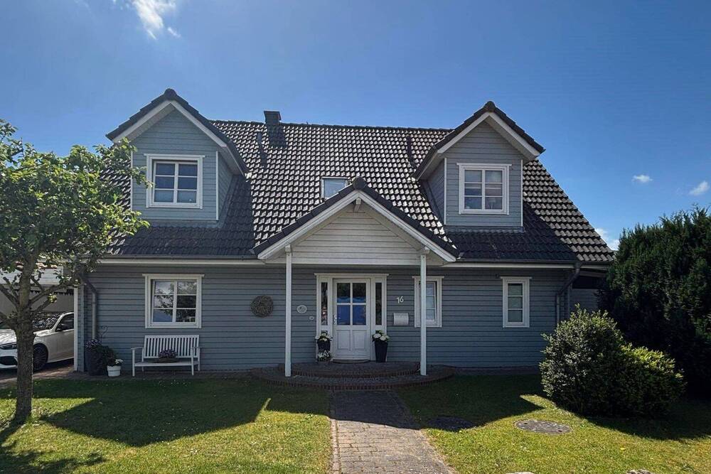 Thumbnail-Modernes, freistehendes Einfamilienhaus