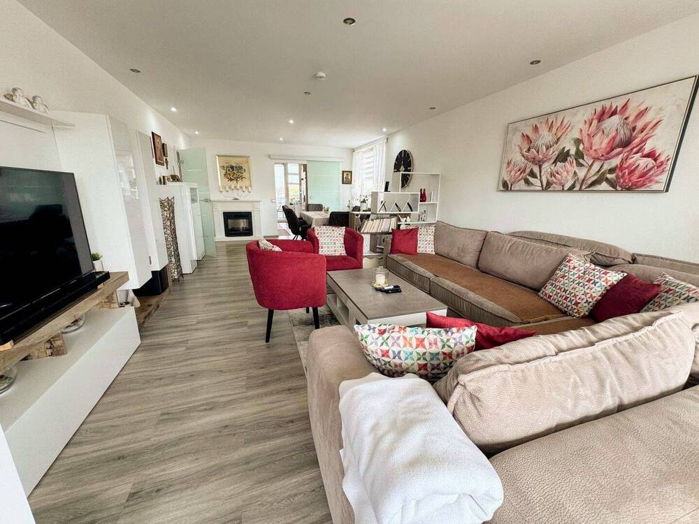 Thumbnail-Superschöne 3-Zimmer-Wohnung mit Balkon und Loggia mit Weitblick!