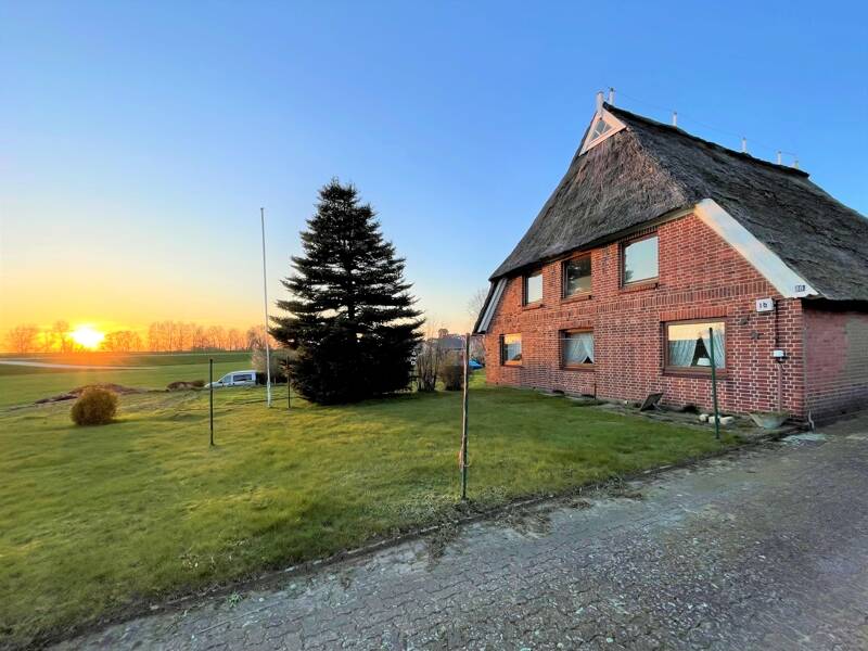 Thumbnail-Sanierungsbedürftiges Reetdachhaus in Hamburg-Kirchwerder am Elbdeich