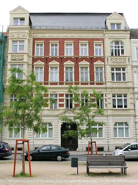 Thumbnail-Zwei Raum Wohnung geräumig und in zentraler Lage