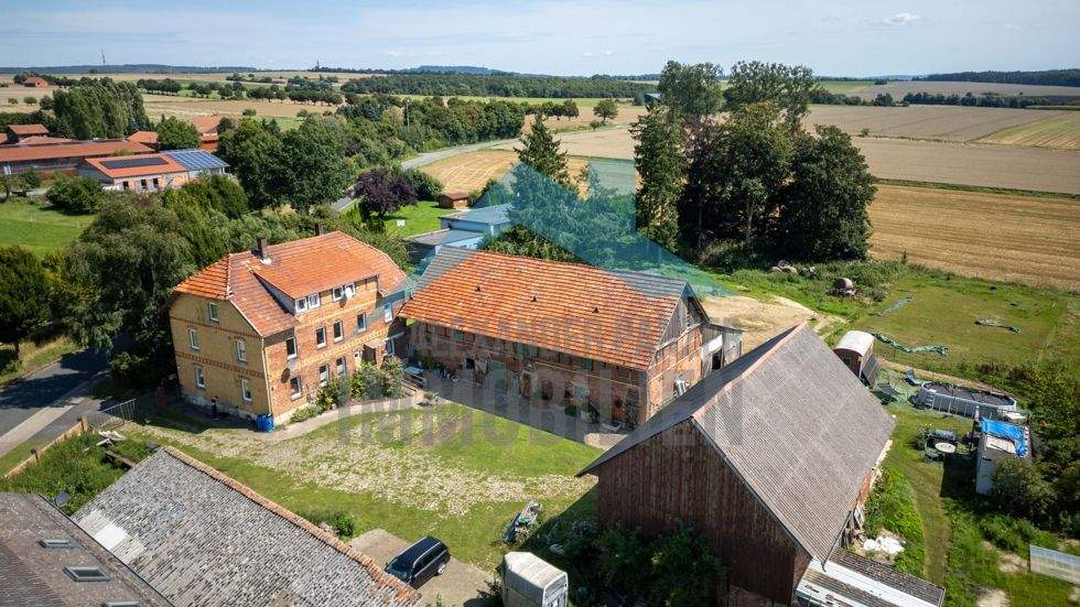 Thumbnail-Großzügiges Hofanwesen mit Stallungen, Scheune und Mehrgenerationenwohnhaus in Espenau-Ortsrandlage!