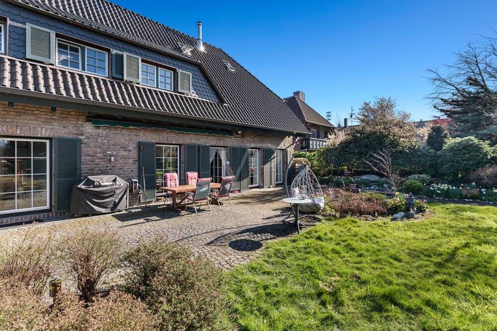 Thumbnail-Stilvolles Landhaus mit parkähnlichem Grundstück und moderner Ausstattung