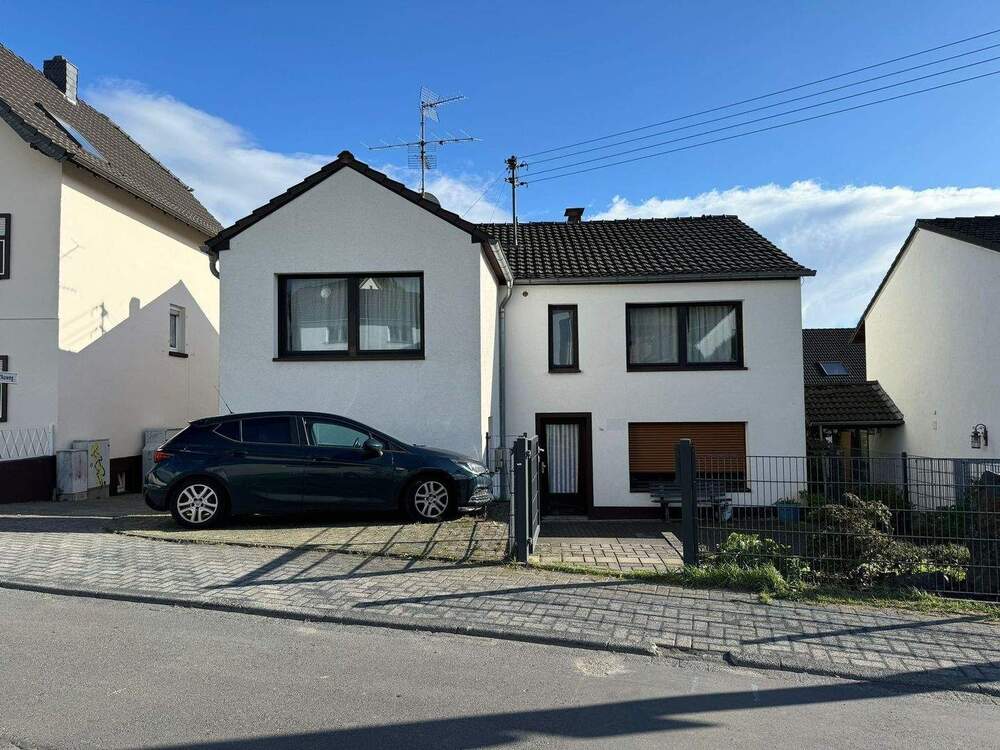Thumbnail-2-Familienhaus in beliebter Wohnlage mit Ölbergblick in Königswinter-Thomasberg
