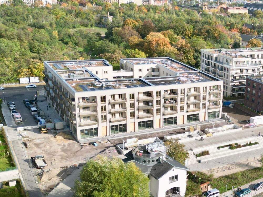 Thumbnail-* Erstbezug HafenCity - moderne 3 Raumwohnung mit großer Loggia *