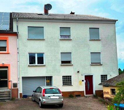 Thumbnail-Einfamilienhaus mit Garage