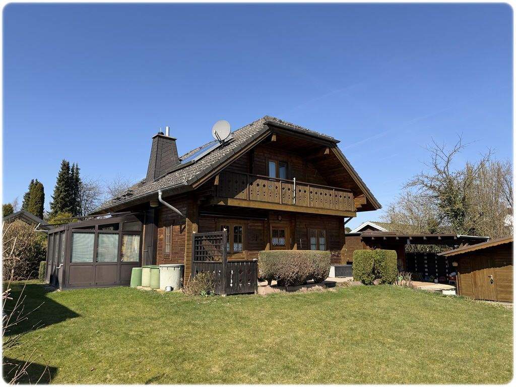 Thumbnail-Gepflegtes Wohnblockhaus mit Wintergarten und großem Grundstück!