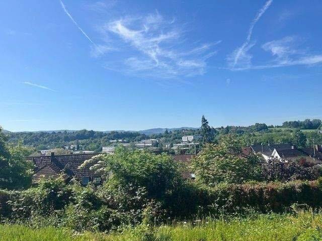 Thumbnail-Freistehendes Einfamilienhaus mit viel Charme!