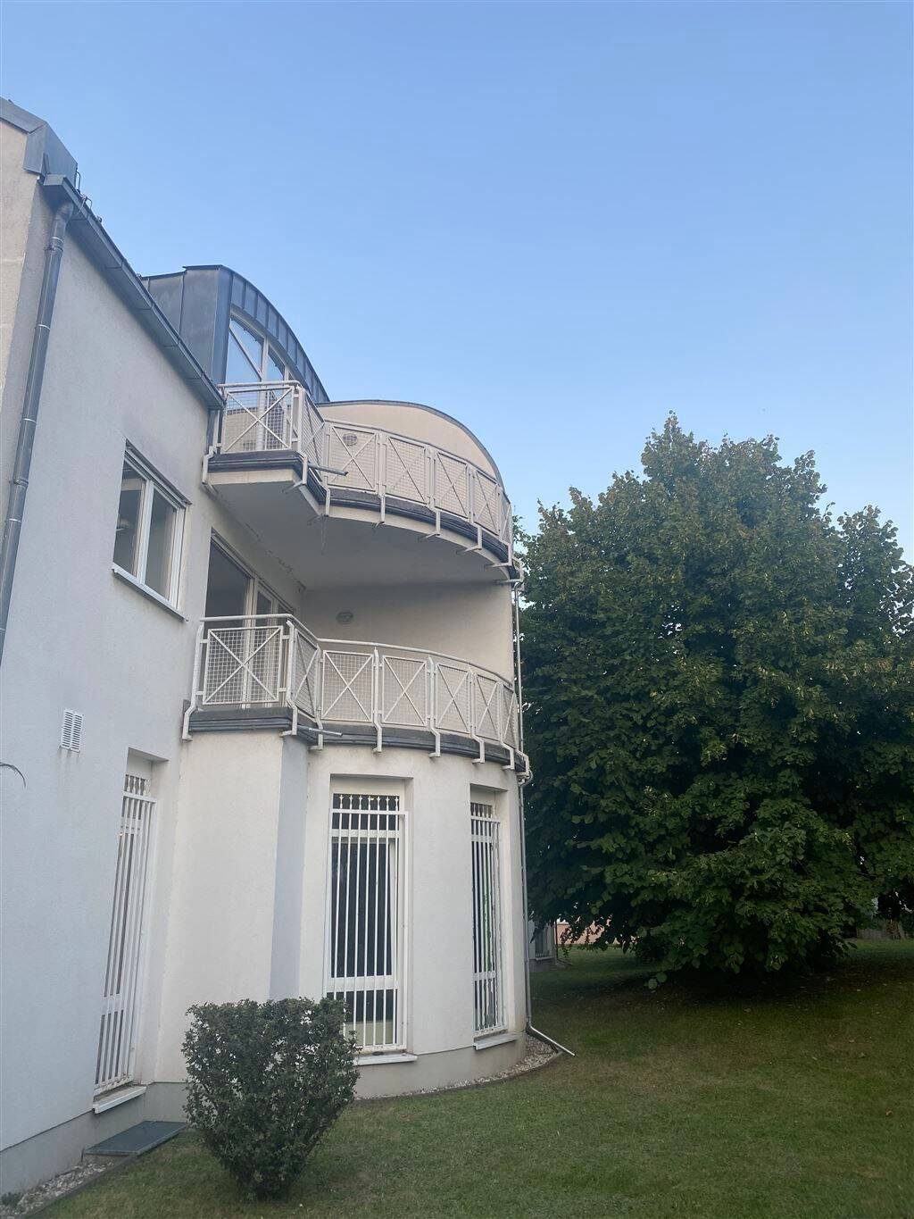 Blick zum Balkon