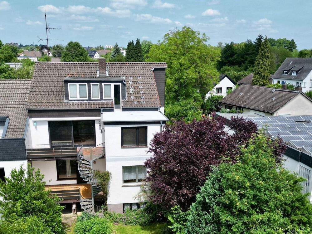 Thumbnail-Ein Zuhause, das Generationen verbindet - großzügiges Zweifamilienhaus in Kassel-Kirchditmold