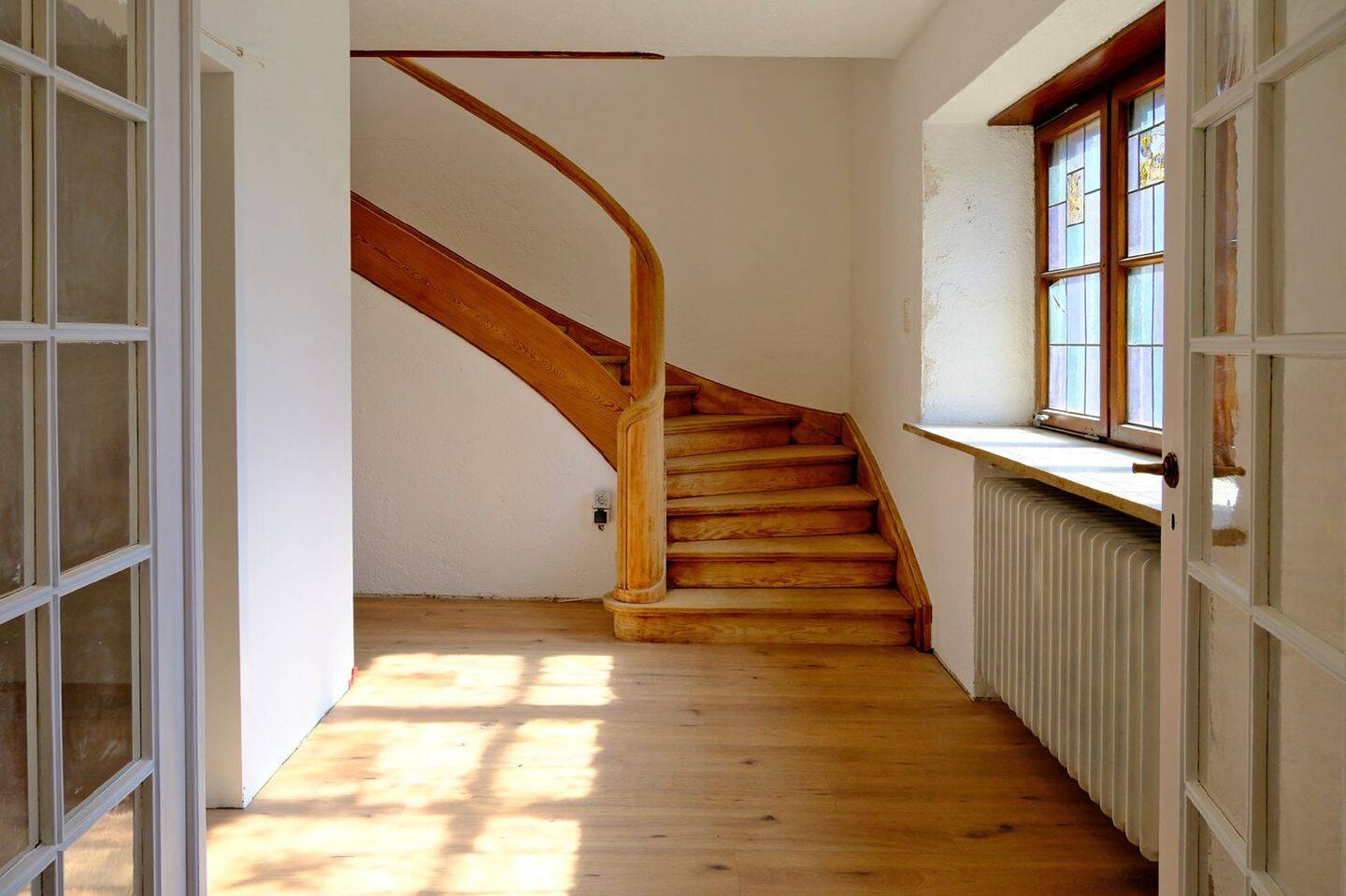 Thumbnail-AIGNER - Großzügiges, sanierungsbedürftiges Einfamilienhaus in Berg am Starnberger See