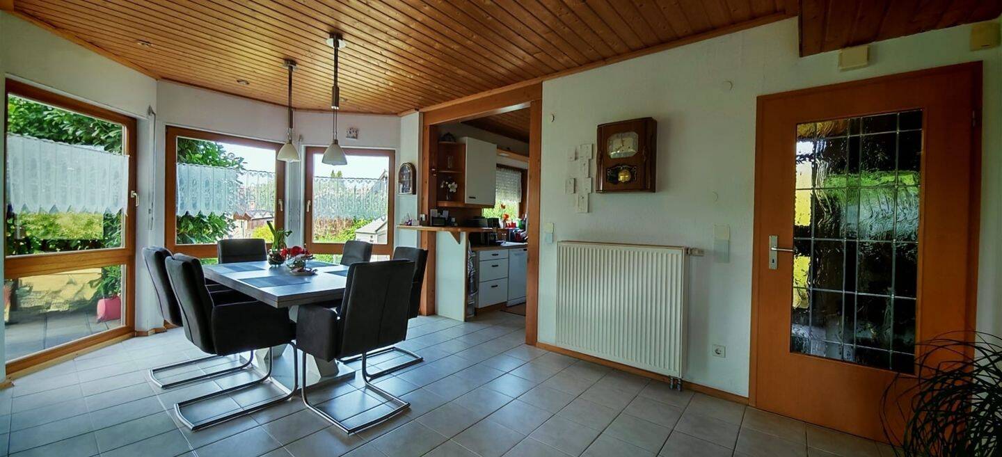 Thumbnail-Charmentes Einfamilienhaus mit Einliegerwohnung in Lörrach