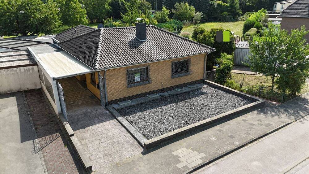 Straßenansicht