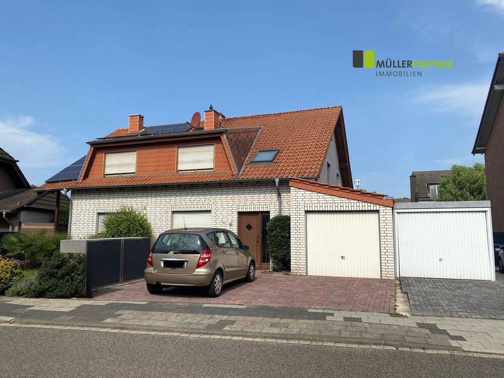Straßenansicht