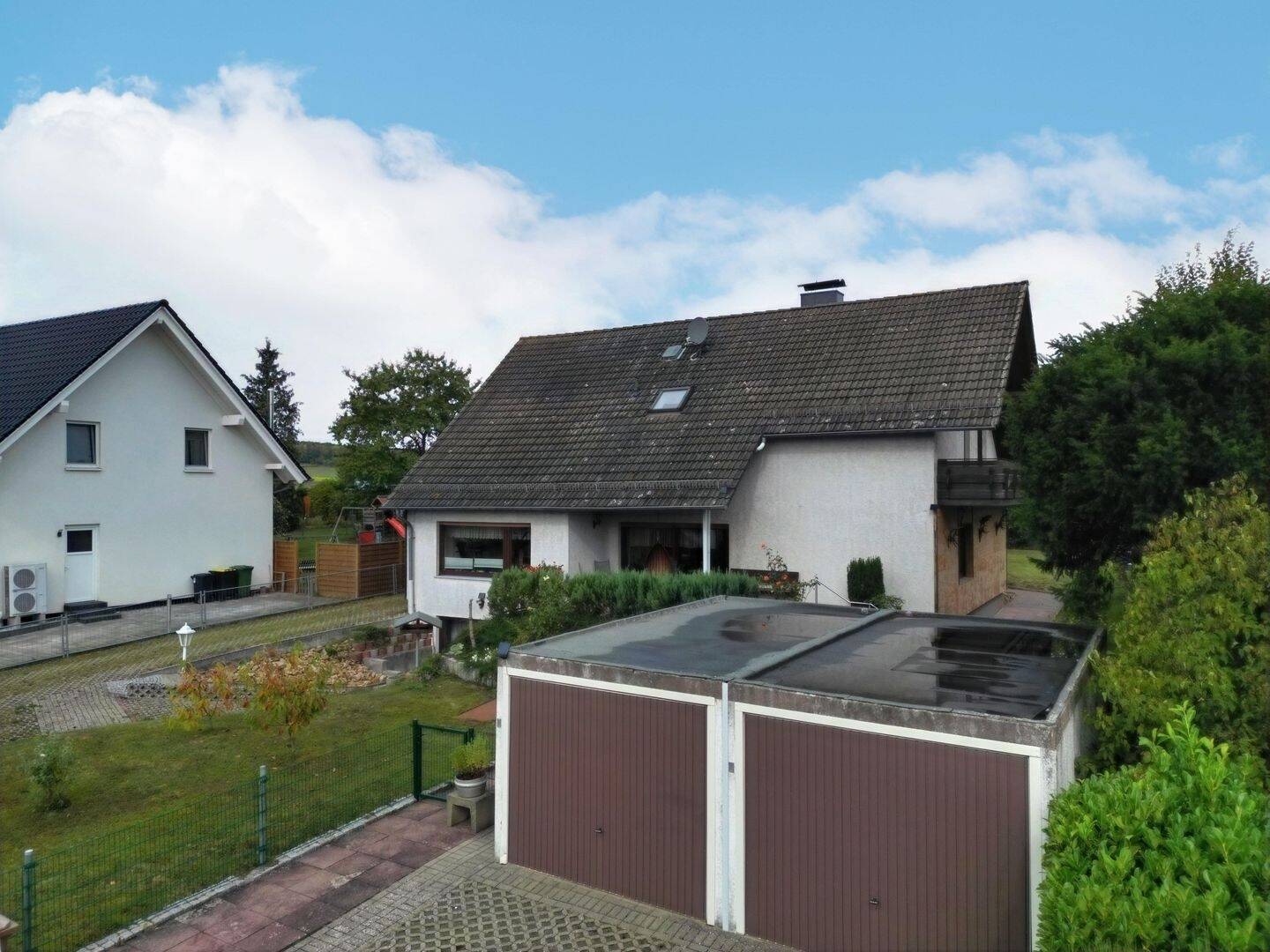 Thumbnail-Charmantes Einfamilienhaus mit großem Platzangebot in ruhiger Lage von Calden