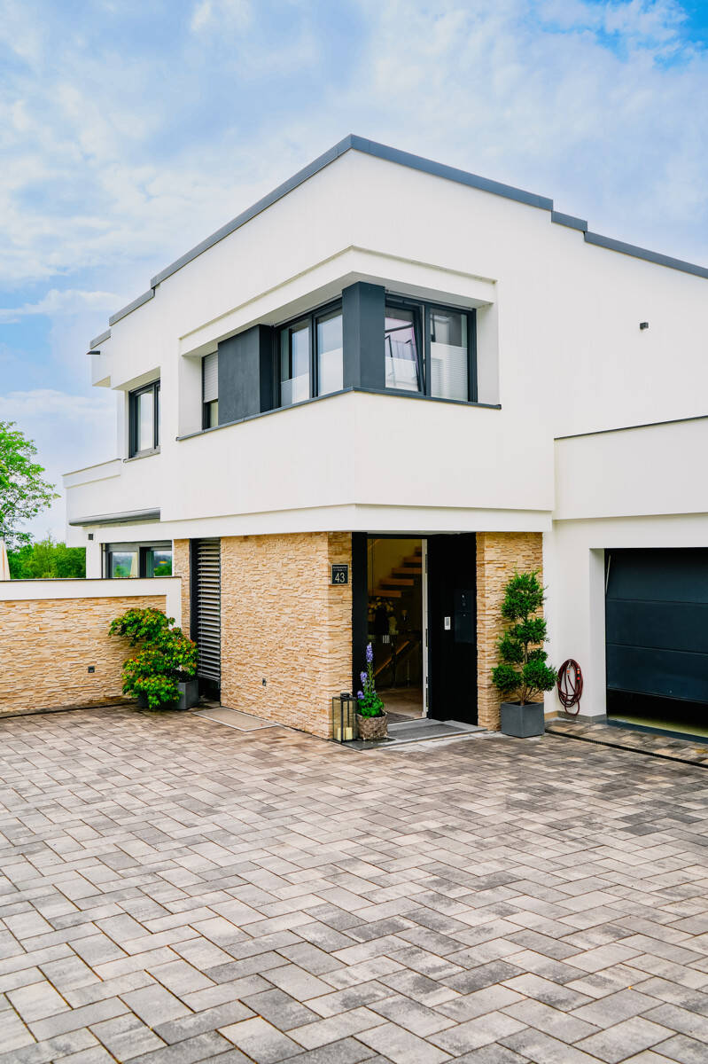 Thumbnail-Lichtdurchflutetes Luxus-Domizil mit Blick in die Rheinebene!