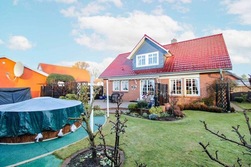 Thumbnail-Ein Ort, der Herzen verbindet - Einfamilienhaus mit großem Garten und Pool in Zarrendorf